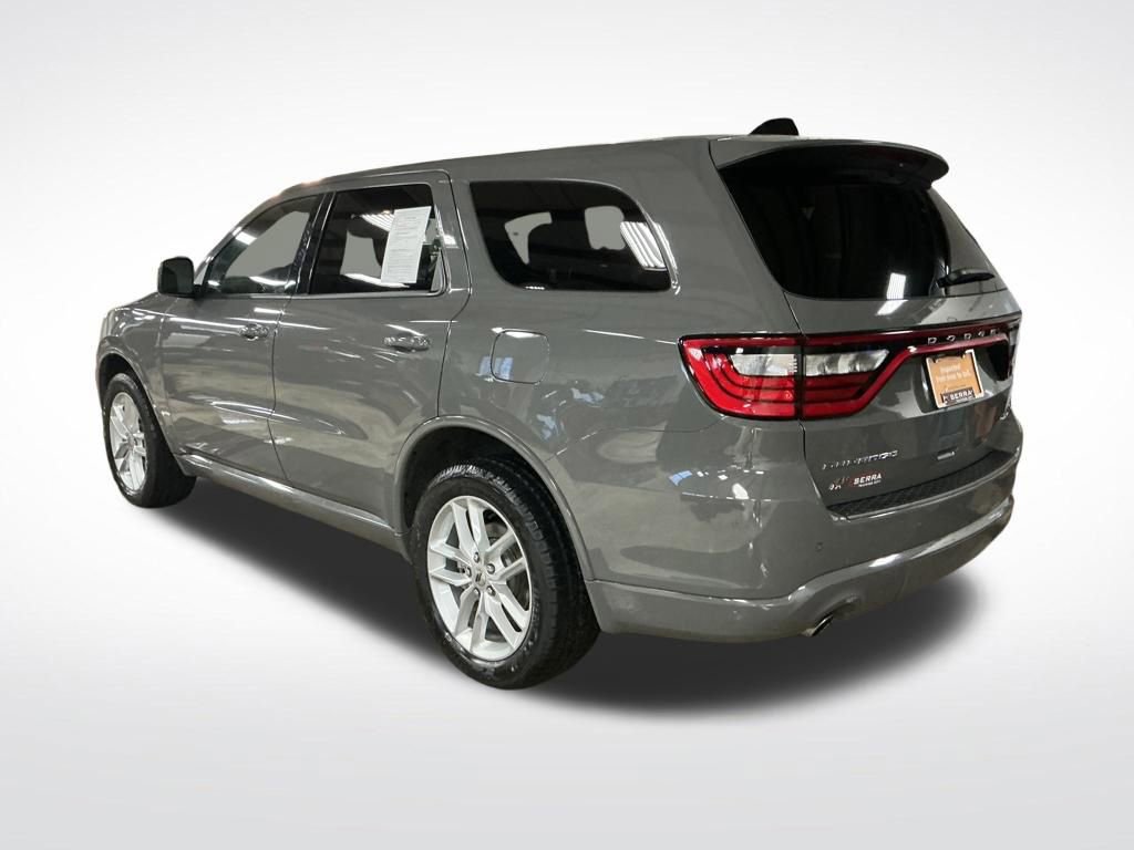 Used 2023 Dodge Durango GT image 3