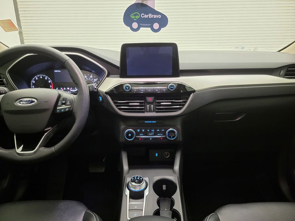 Used 2020 Ford Escape SEL image 45