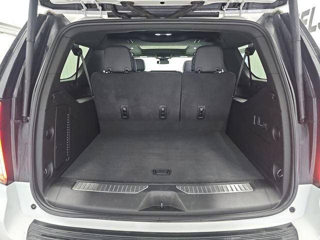 Used 2024 Chevrolet Suburban RST w/ Luxury Package AWD/4WD image 20