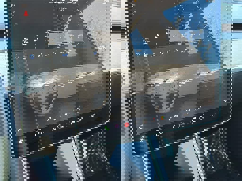 Used 2020 Tesla Model 3 Standard Range Plus image 17