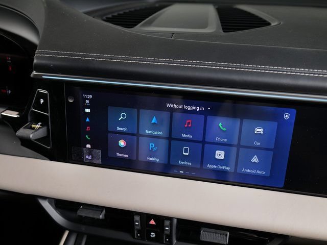 New 2026 Porsche Macan 4 Electric AWD/4WD image 17