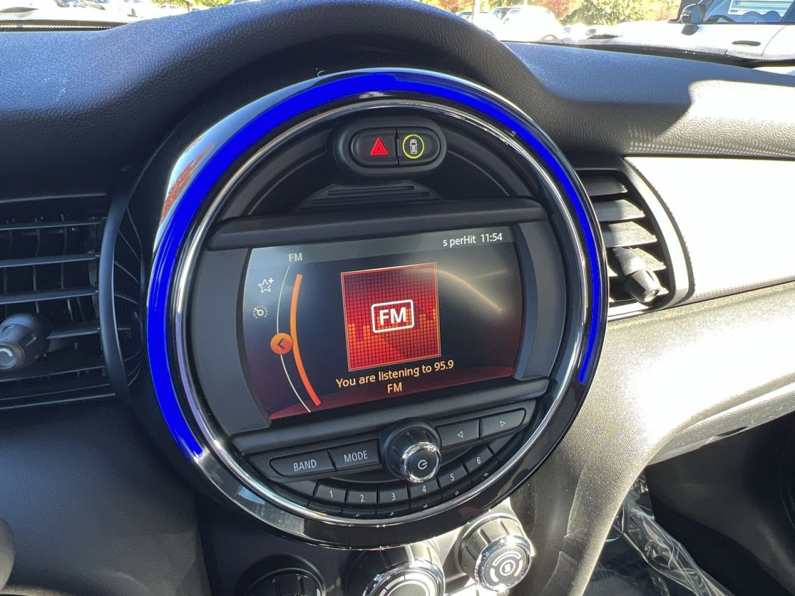 Used 2020 MINI Cooper 2-Door Hardtop image 19