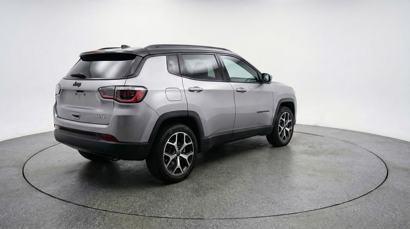 Used 2025 Jeep Compass Limited AWD/4WD image 9