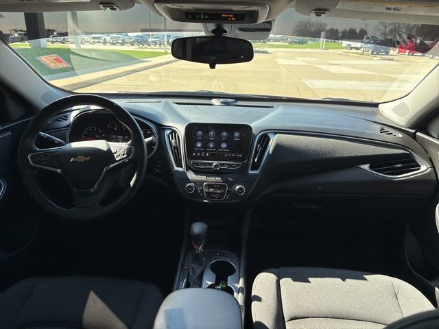 Used 2024 Chevrolet Malibu RS FWD image 21