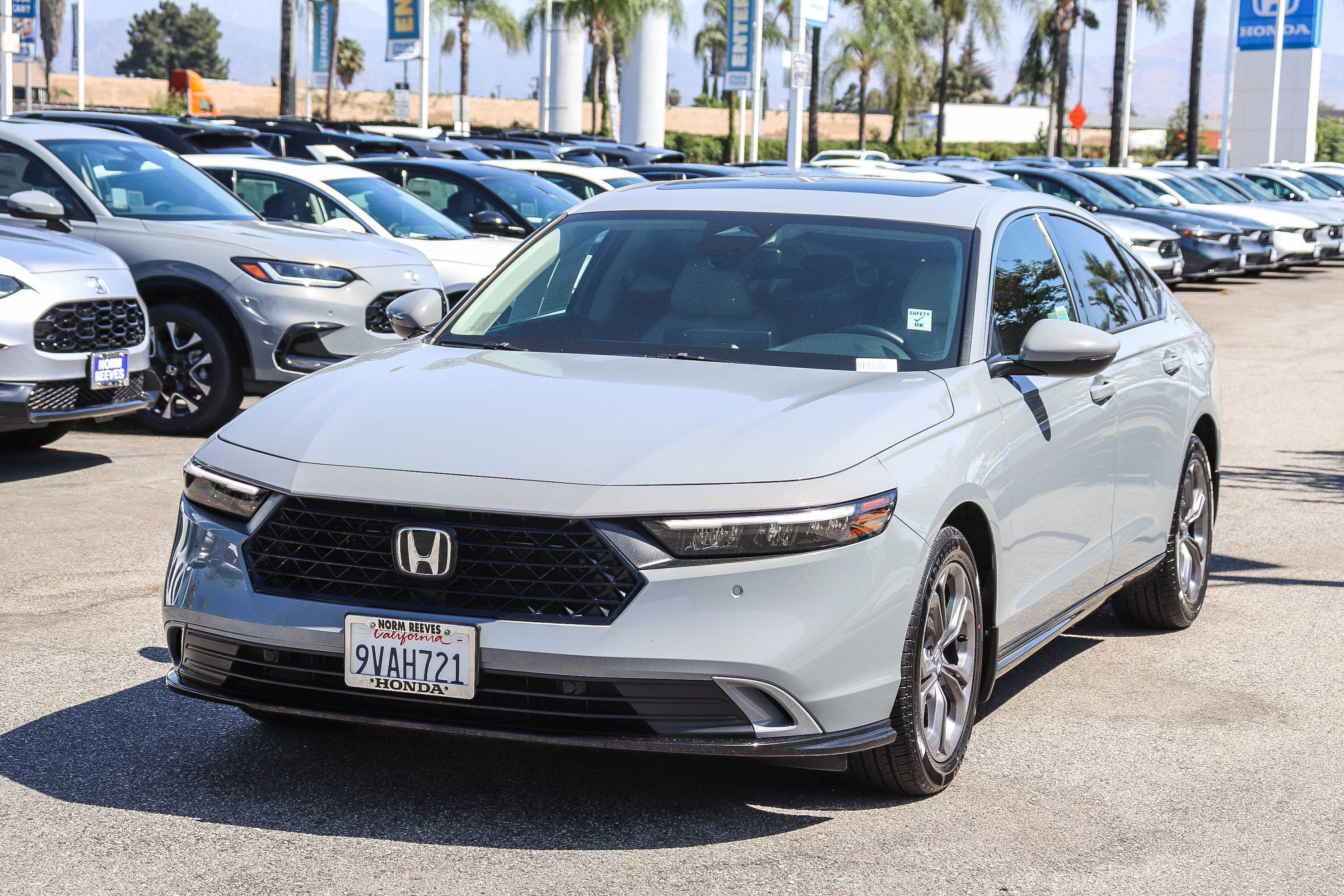 Certified 2025 Honda Accord EX-L image 3