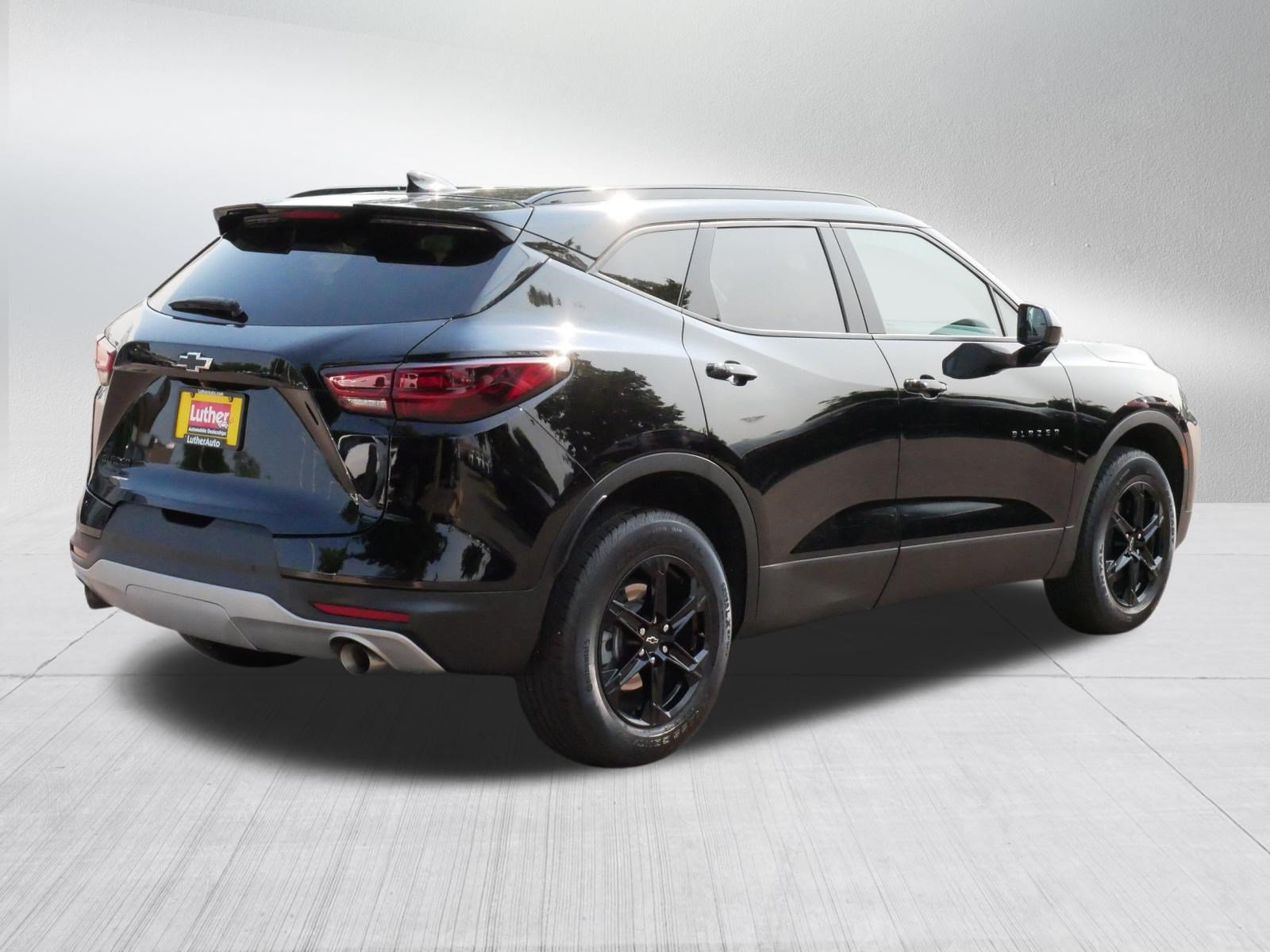 Used 2024 Chevrolet Blazer LT w/ Convenience Package FWD image 7