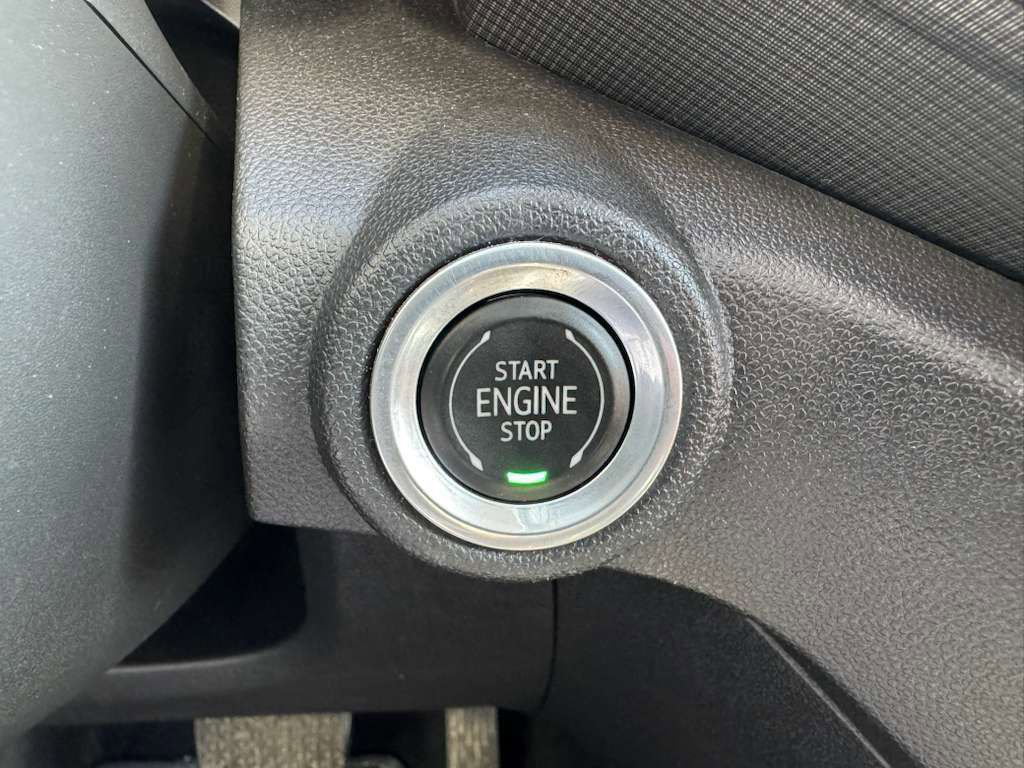 Used 2021 Chevrolet TrailBlazer LT w/ Convenience Package image 31