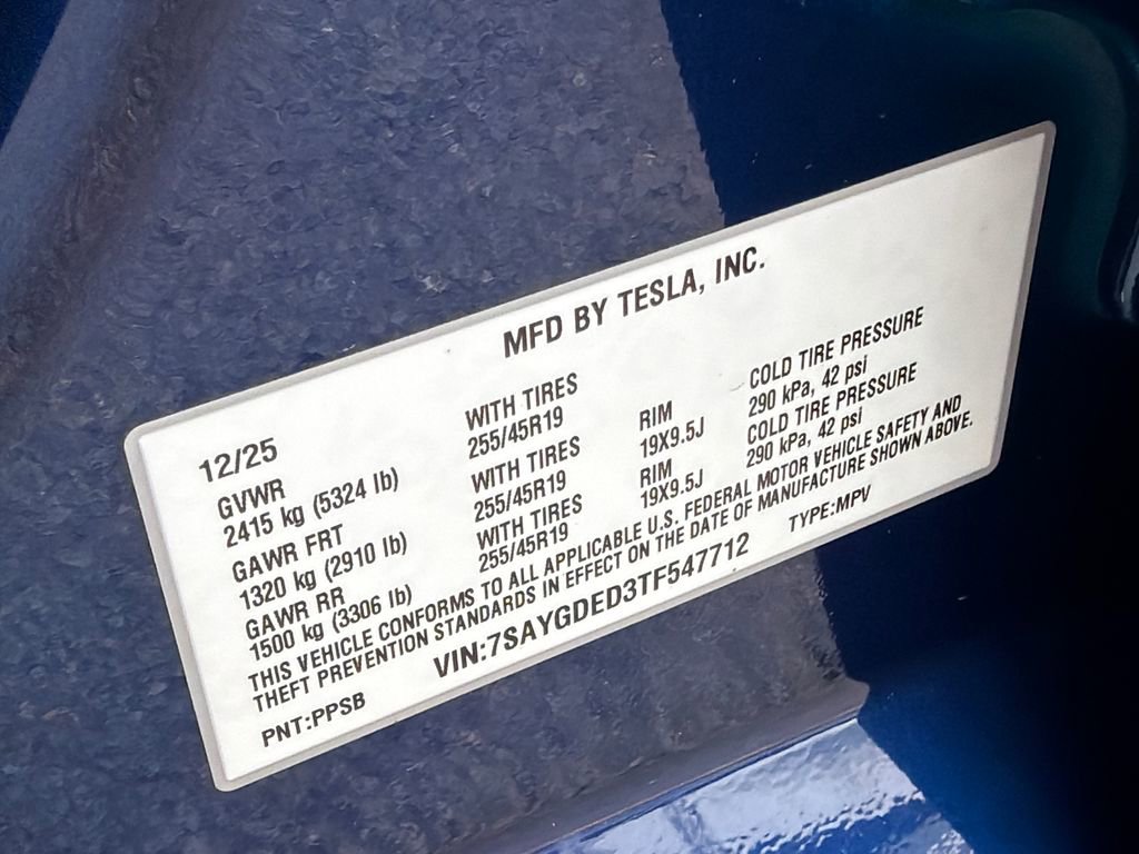 Used 2026 Tesla Model Y 2WD image 33