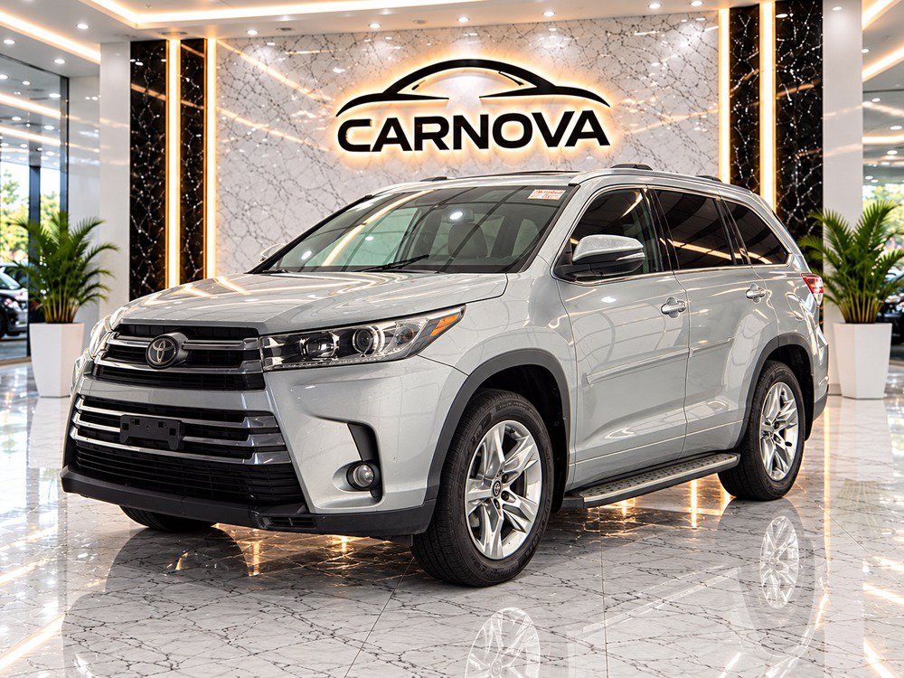 Used 2018 Toyota Highlander Limited FWD image 2