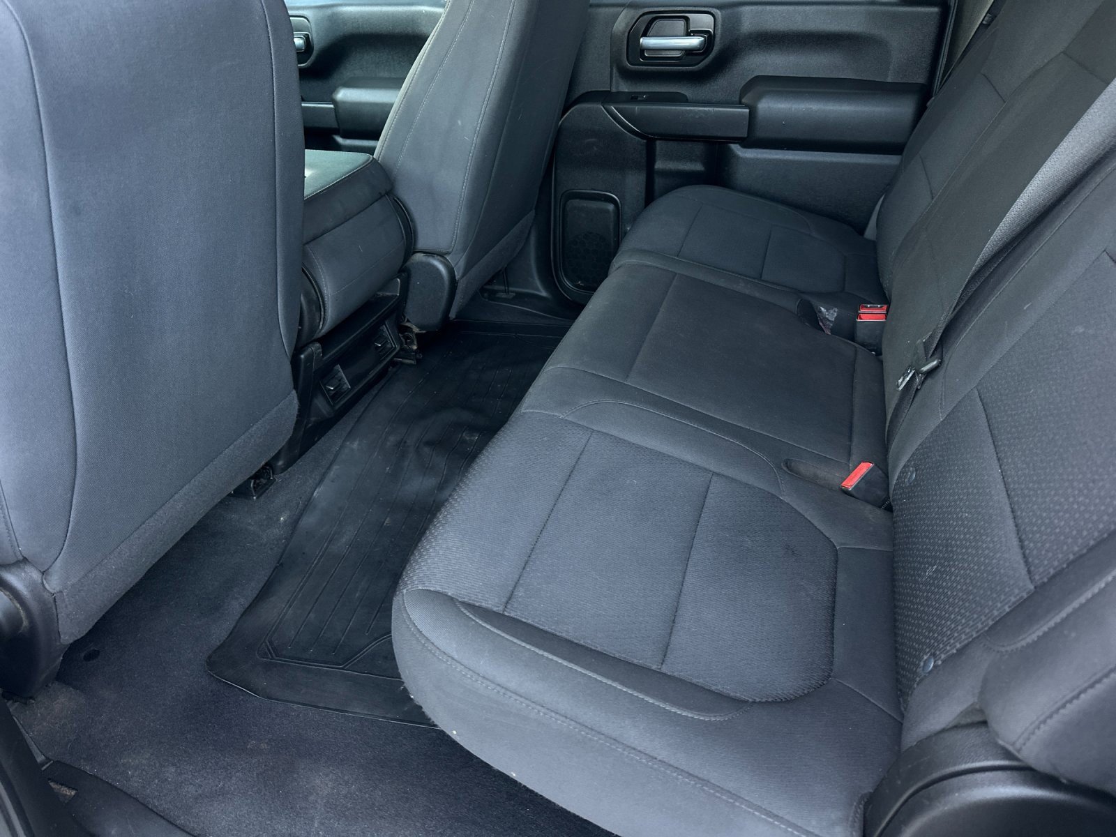 Used 2021 Chevrolet Silverado 2500 Custom w/ Custom Value Package image 11