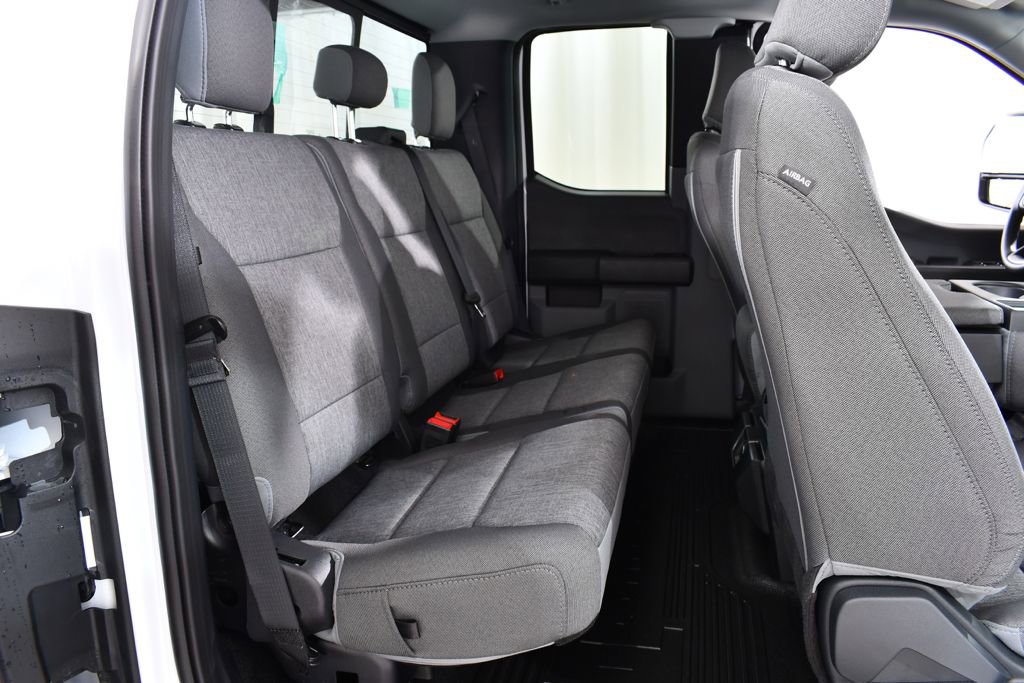 New 2026 Ford F250 XL w/ XL Chrome Package image 19