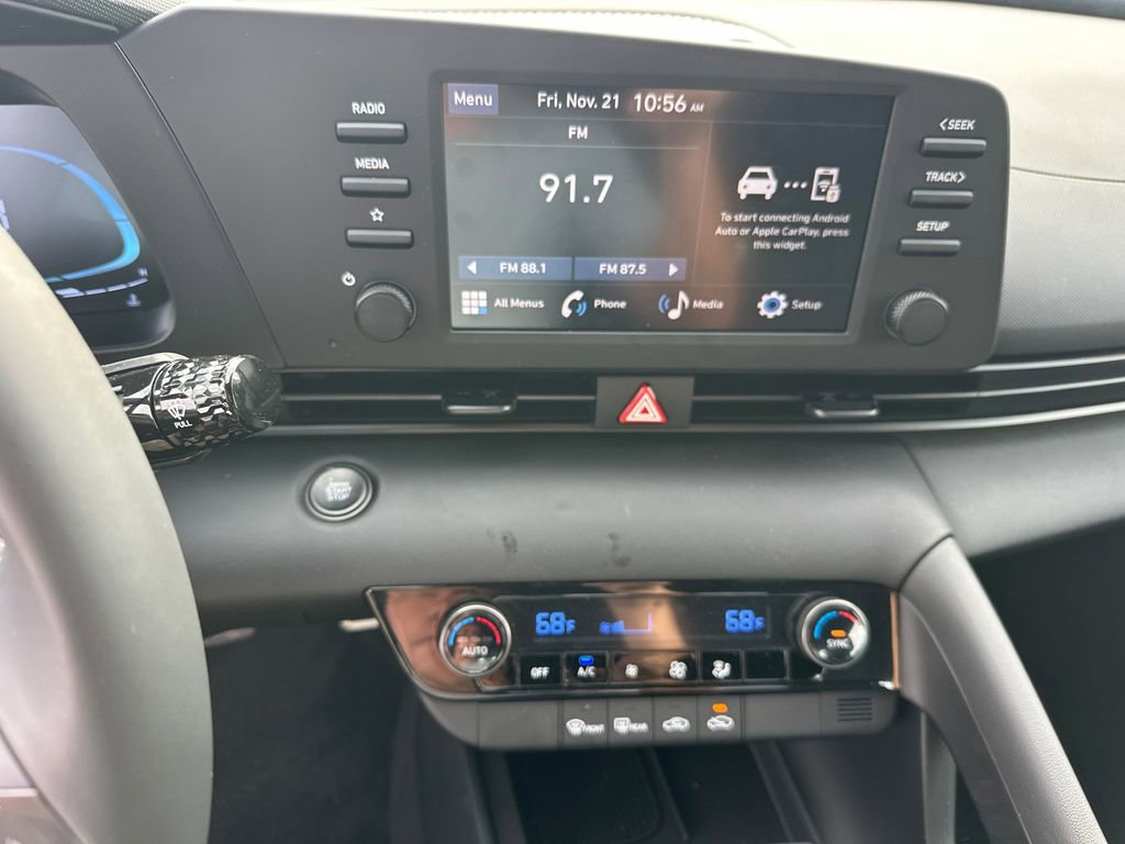 New 2025 Hyundai Elantra Sport image 29