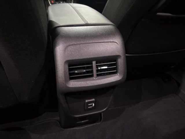 Used 2024 GMC Terrain SLE w/ Driver Convenience Package AWD/4WD image 36