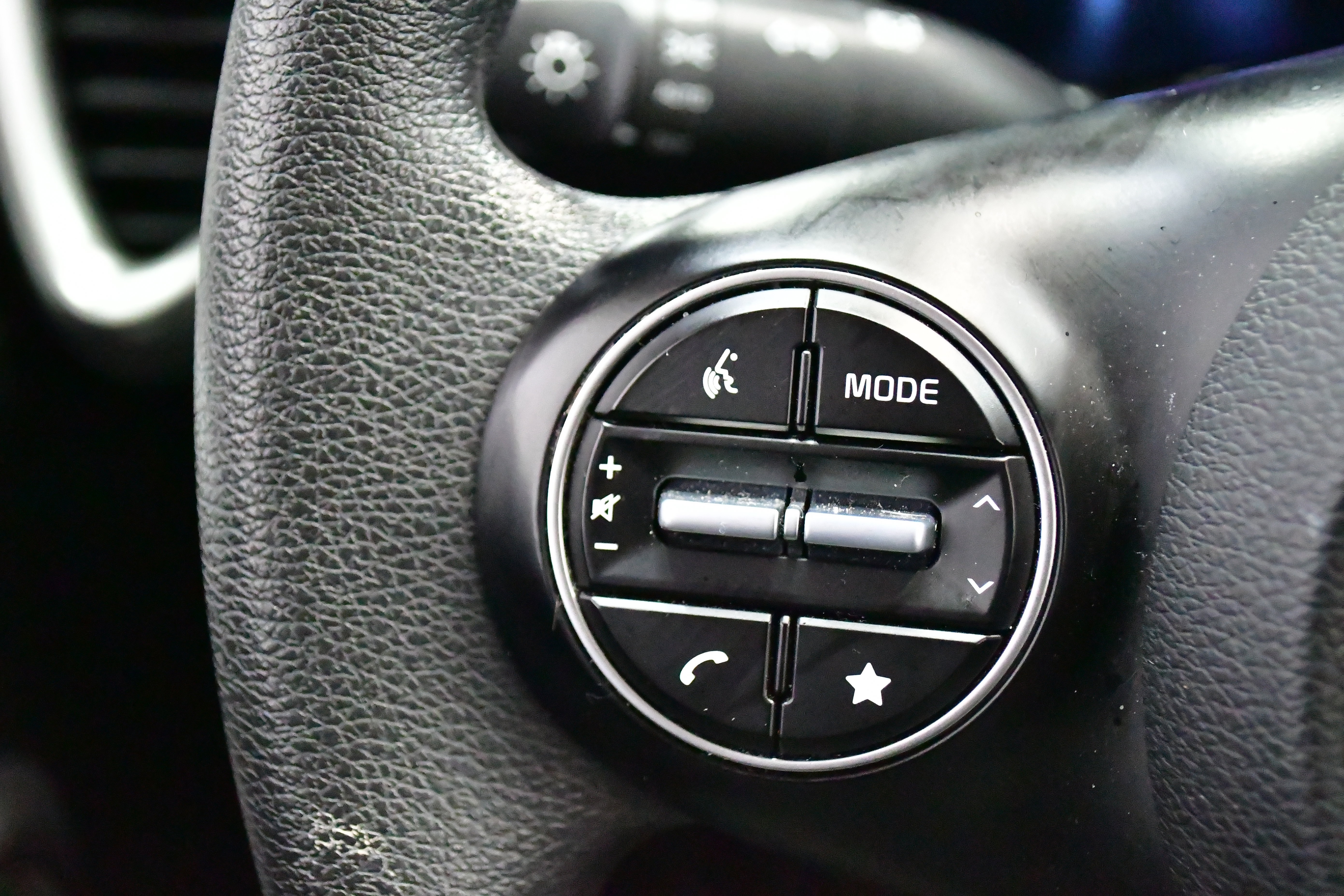 Used 2025 Kia Soul LX w/ LX Technology Package image 33