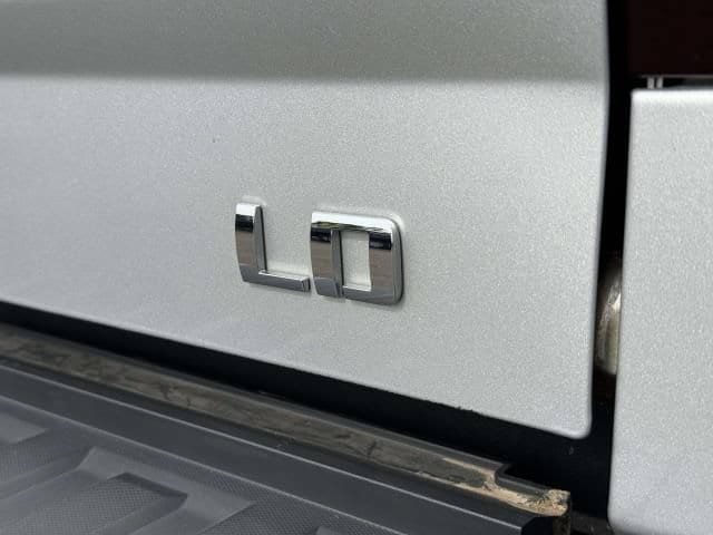 Used 2019 Chevrolet Silverado 1500 LT w/ All Star Edition AWD/4WD image 7
