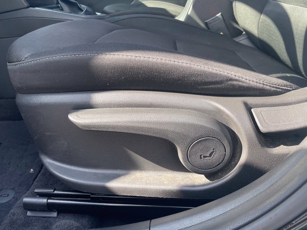 Used 2018 Hyundai Elantra SEL FWD image 10