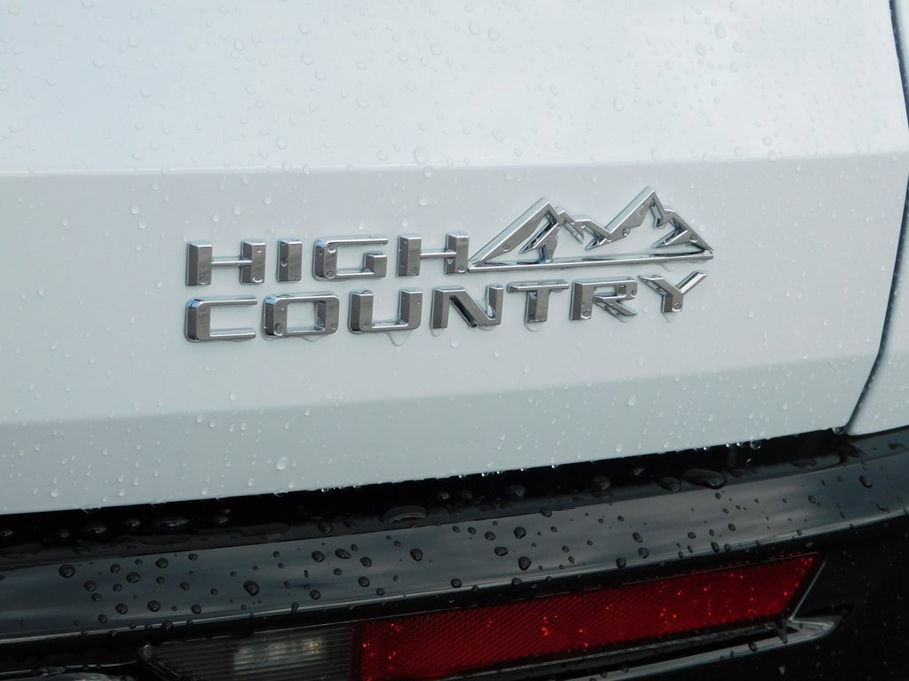 New 2026 Chevrolet Traverse High Country w/ LPO, Floor Liner Package image 49