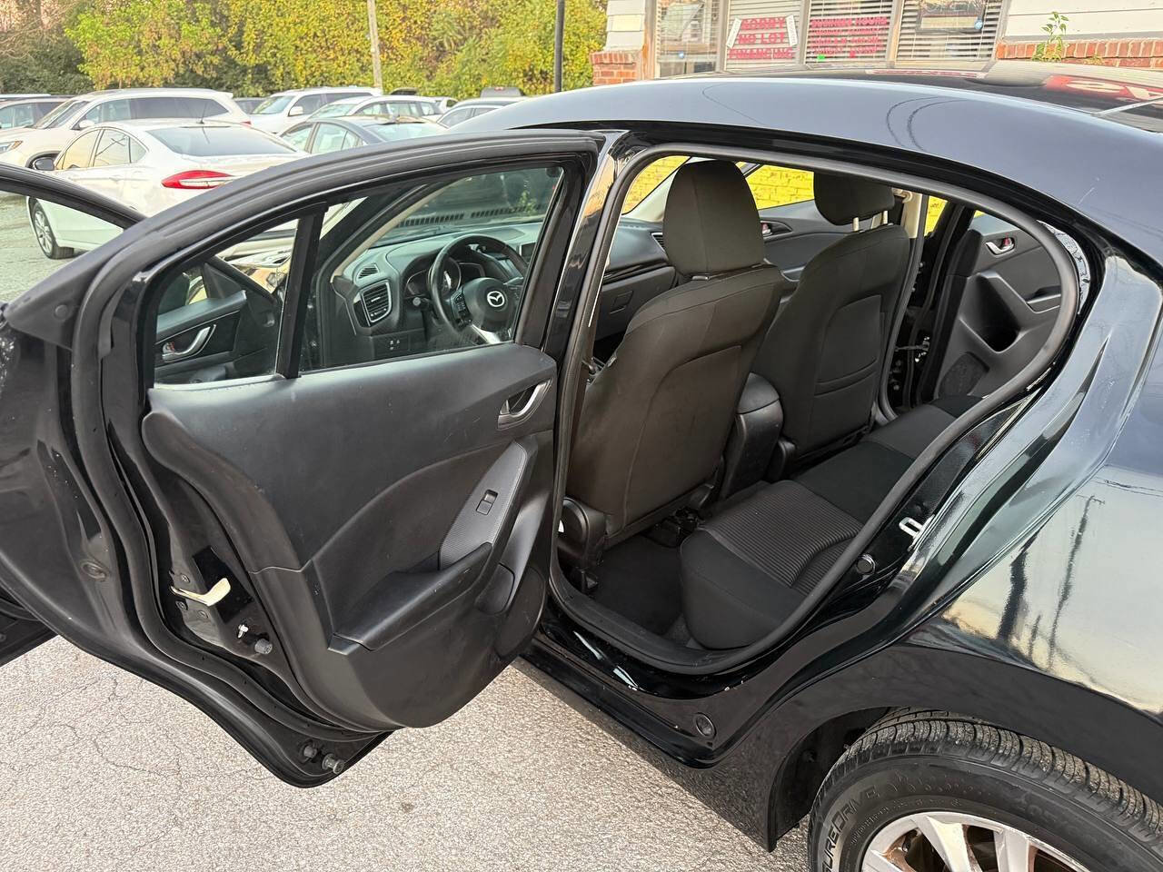 Used 2014 MAZDA MAZDA3 i Touring image 11