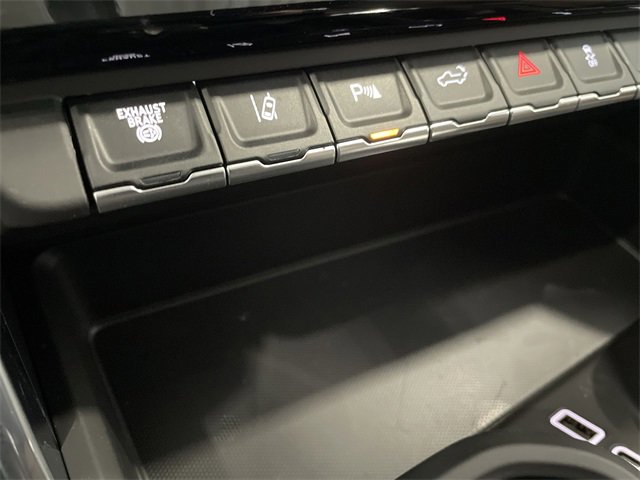 New 2026 GMC Sierra 3500 Denali w/ Denali Reserve Package image 33