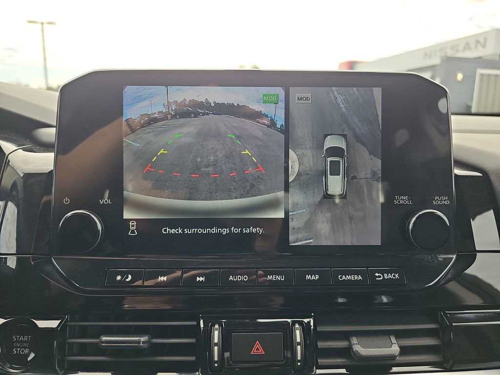 Used 2025 Nissan Pathfinder SL w/ SL Premium Package image 28