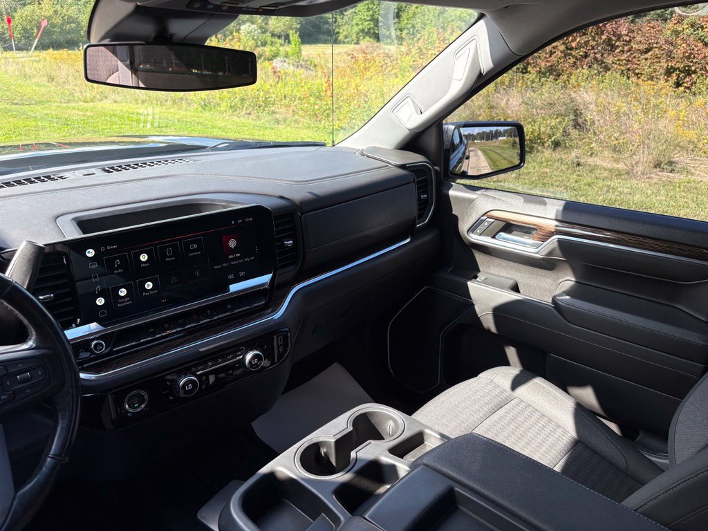 Used 2022 GMC Sierra 1500 Elevation w/ LPO, Elevation Black Package AWD/4WD image 49