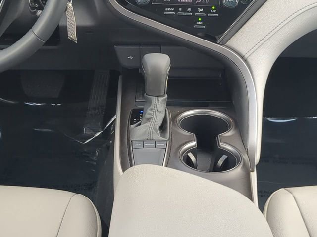 Certified 2024 Toyota Camry SE FWD image 18