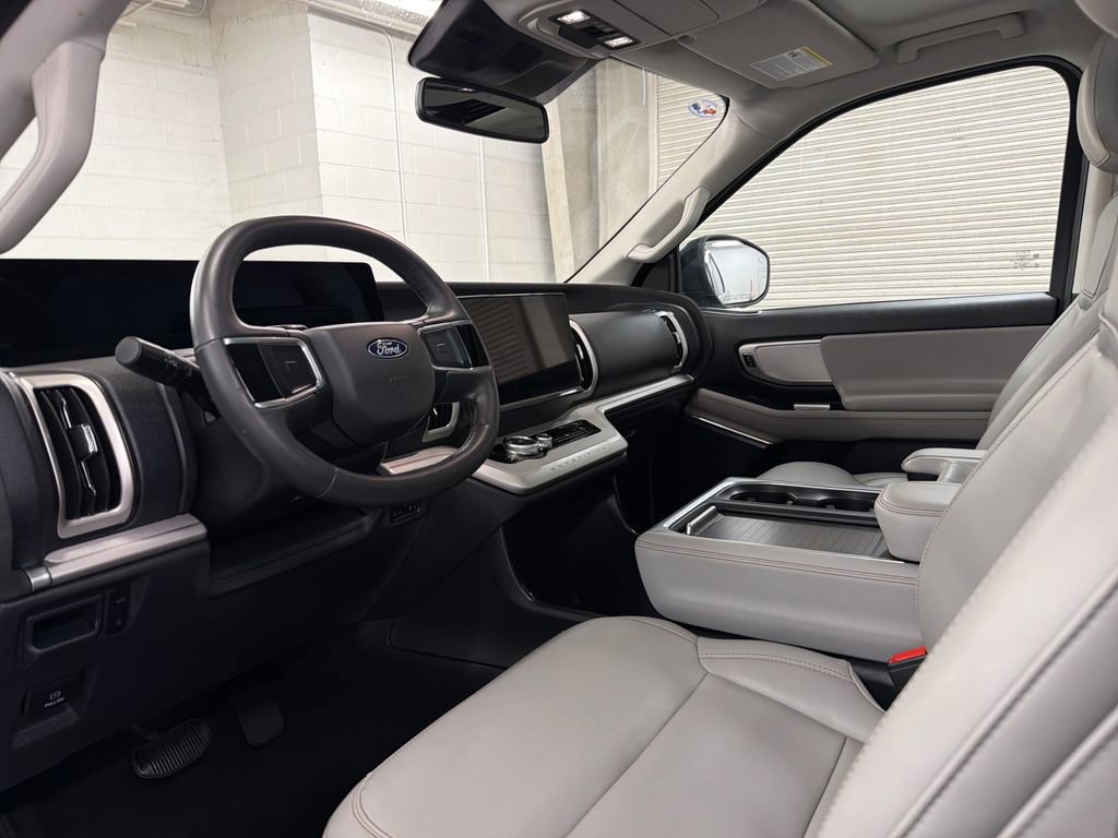 Certified 2025 Ford Expedition Active RWD image 6