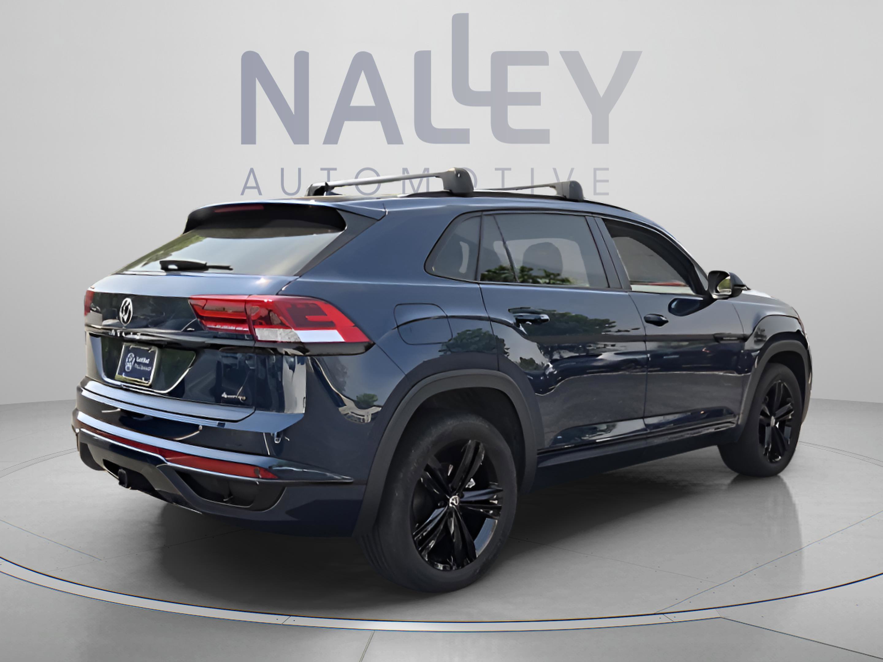 Used 2023 Volkswagen Atlas Cross Sport SEL R-Line image 5