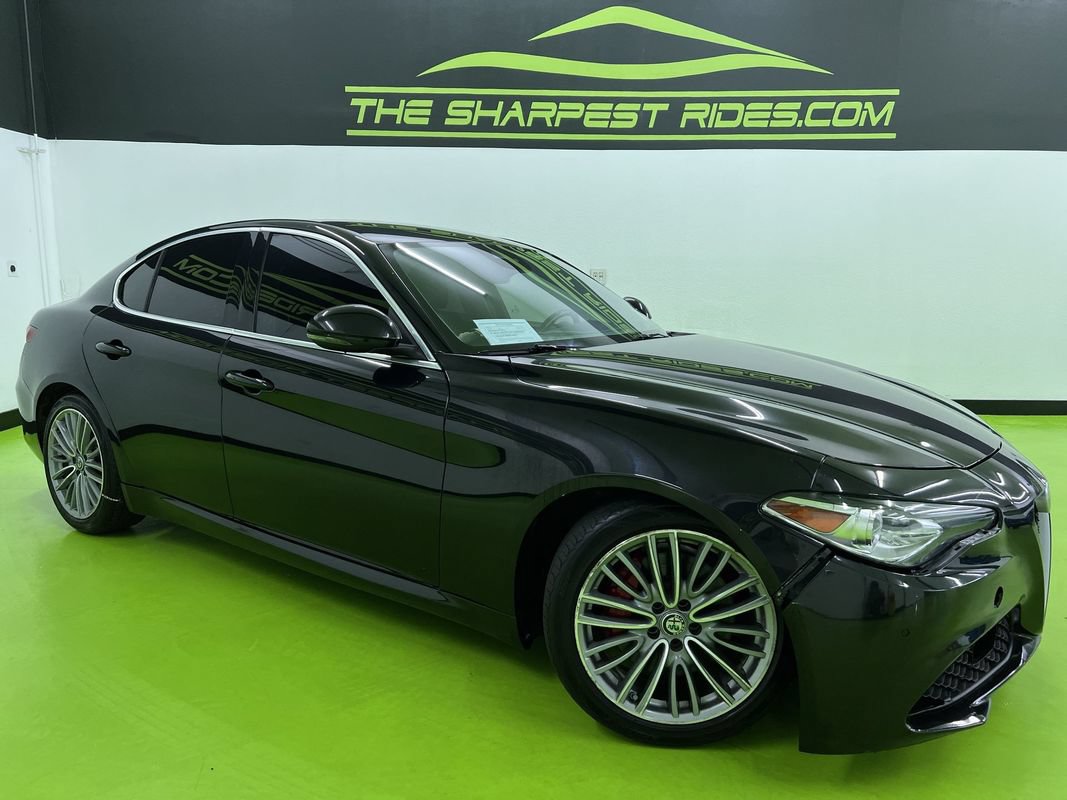 Used 2018 Alfa Romeo Giulia Ti w/ Quick Order Package 22Z Lusso RWD image 1