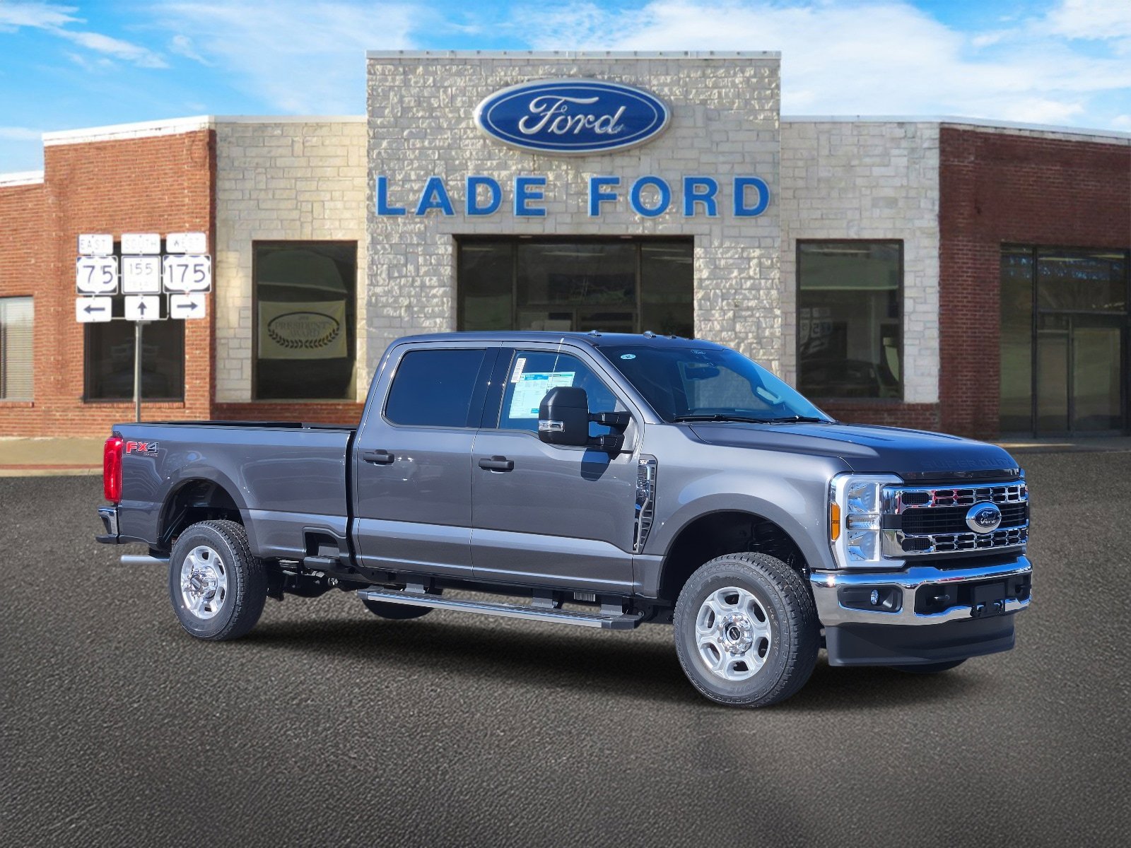 New 2026 Ford F350 XLT w/ FX4 Off-Road Package image 8