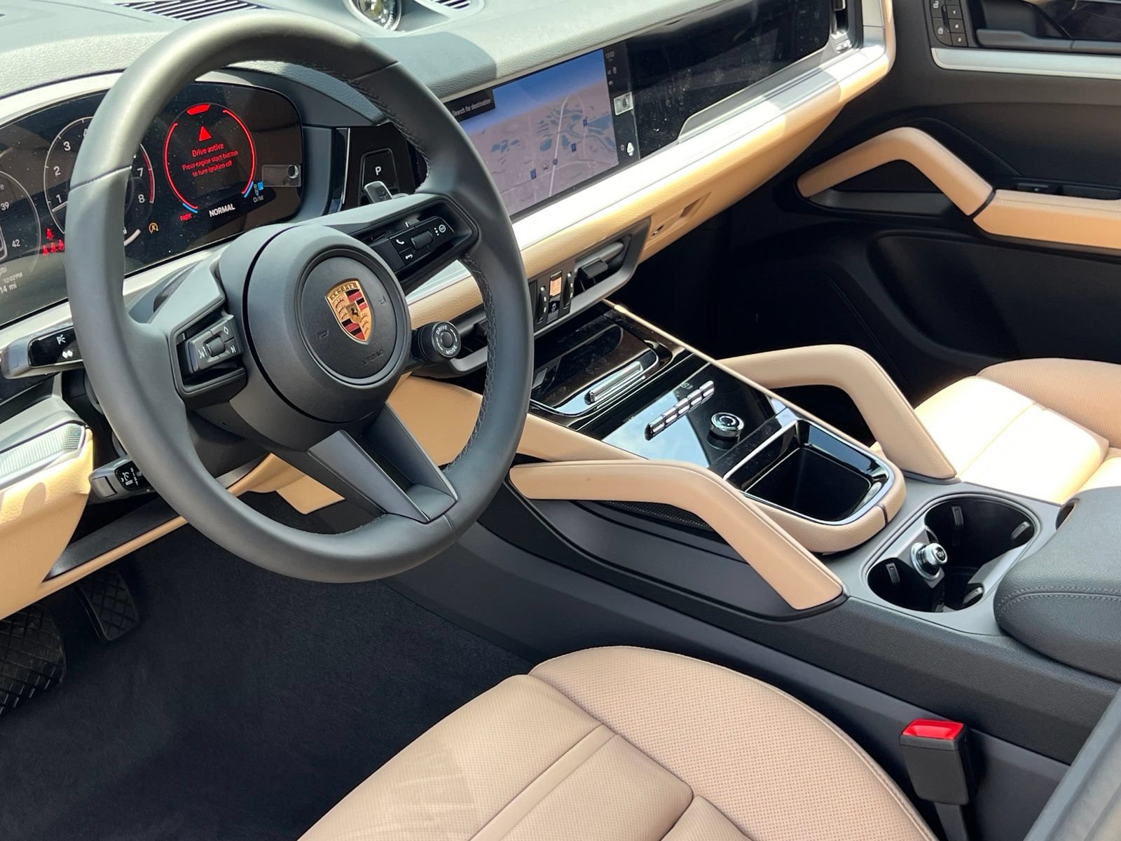 New 2026 Porsche Cayenne Coupe AWD/4WD image 4