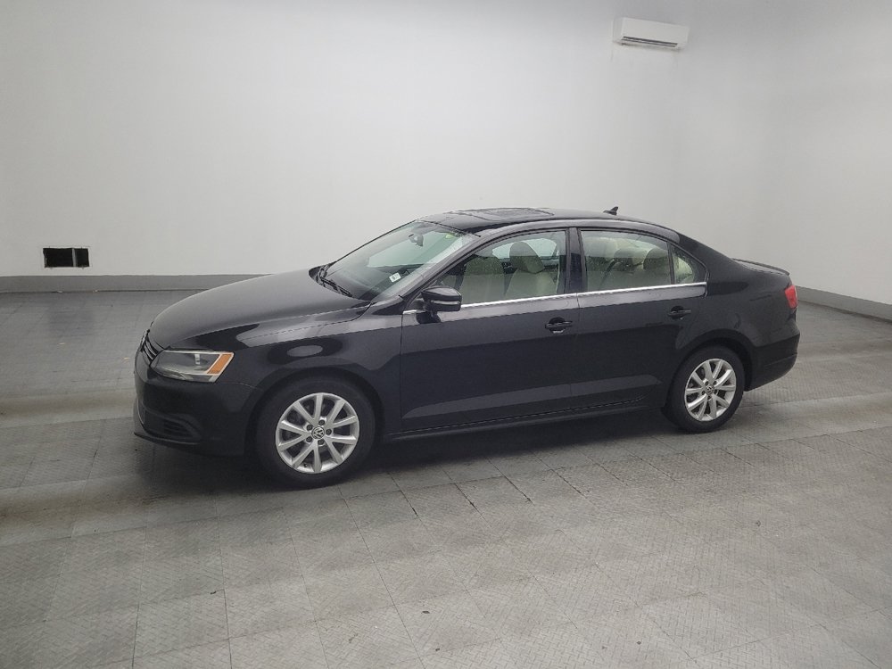 Used 2014 Volkswagen Jetta SE FWD image 2
