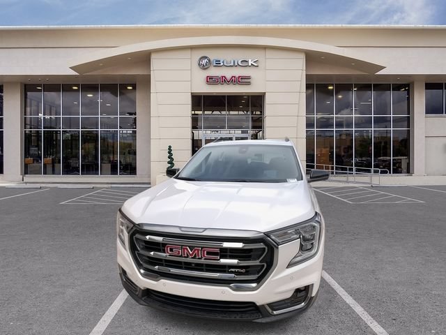 Certified 2022 GMC Terrain AT4 w/ Tech Package AWD/4WD image 4
