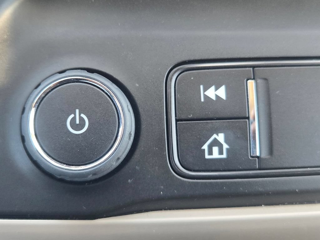 Used 2023 GMC Acadia Denali FWD image 27