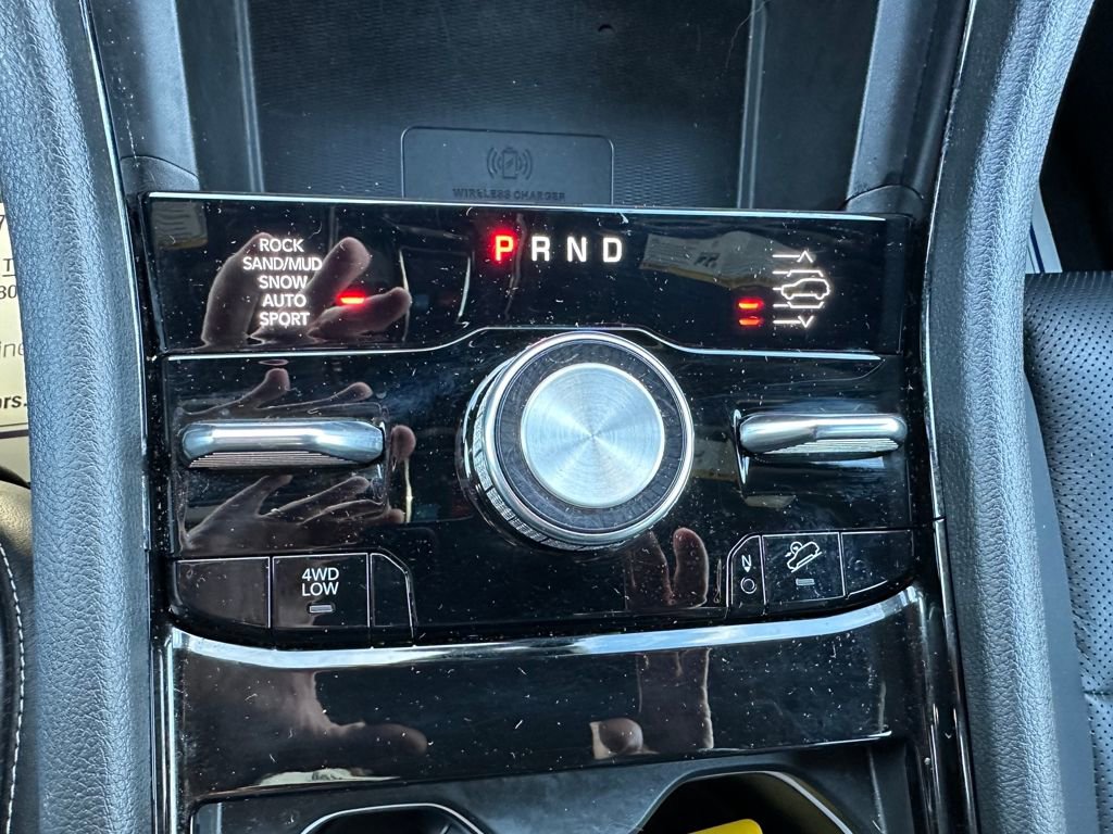 Used 2023 Jeep Grand Cherokee Overland w/ Luxury Tech Group IV image 10