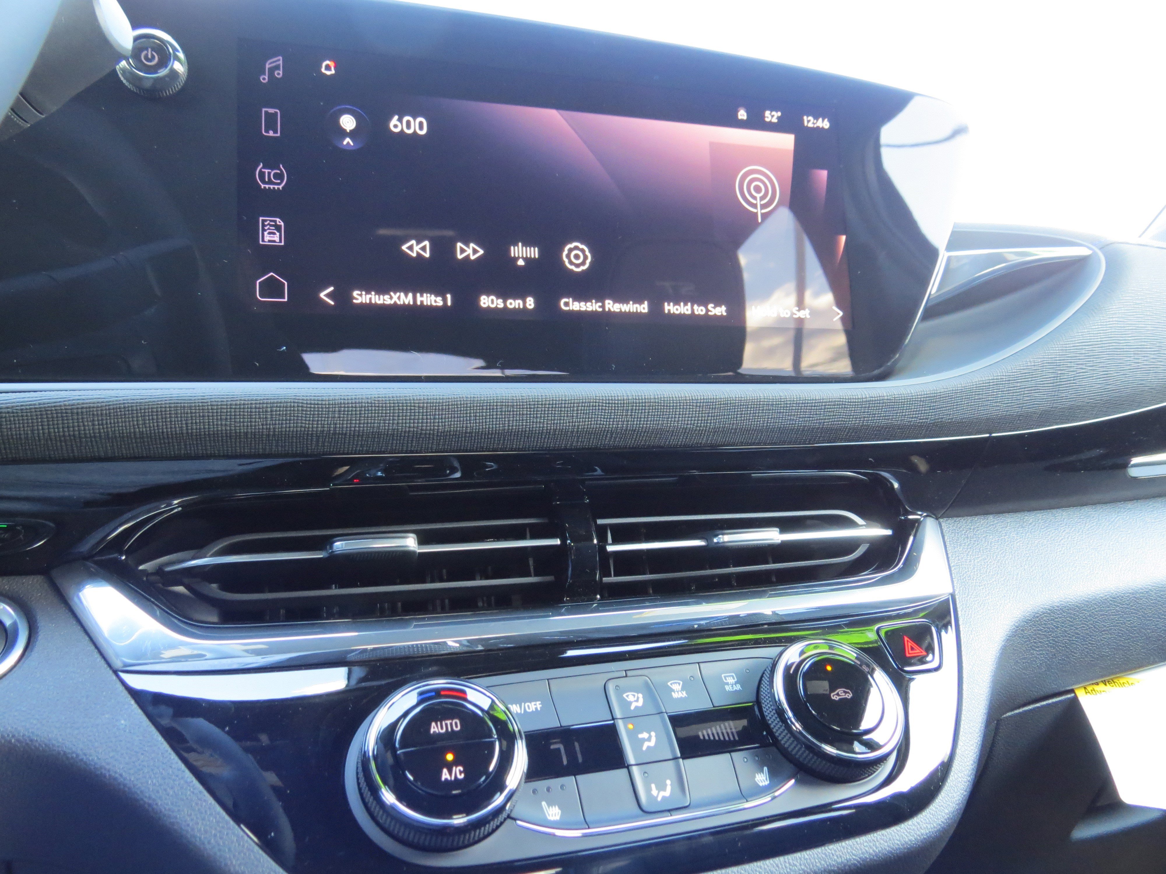 New 2026 Buick Envista Sport Touring w/ Convenience I Package image 23