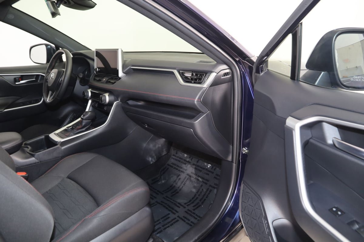 Used 2023 Toyota RAV4 SE w/ Weather & Moonroof Package AWD/4WD image 42