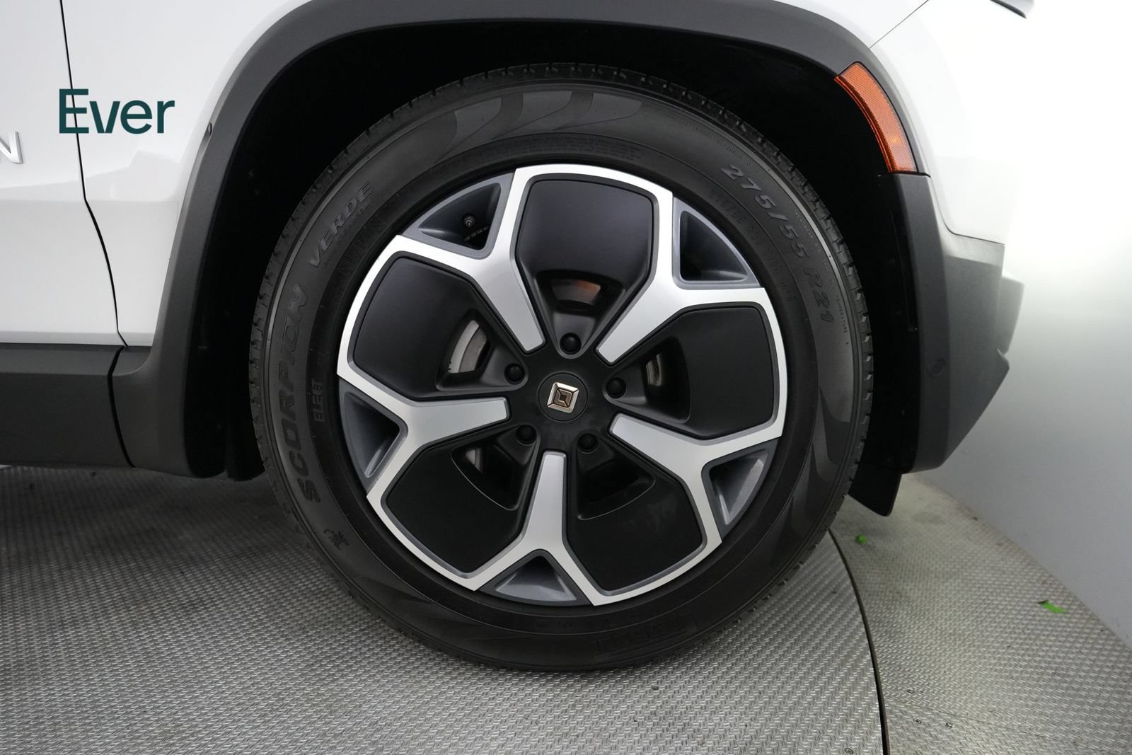 Used 2023 Rivian R1T Adventure AWD/4WD image 20