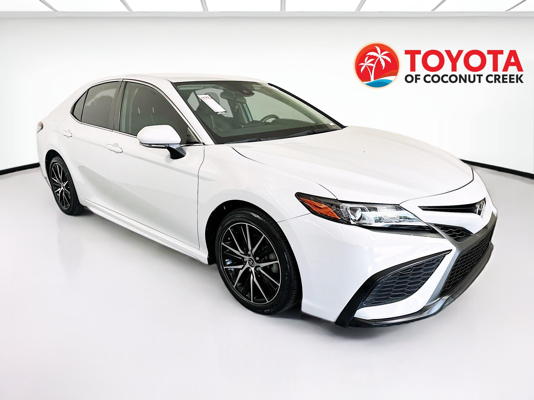 Used 2022 Toyota Camry SE