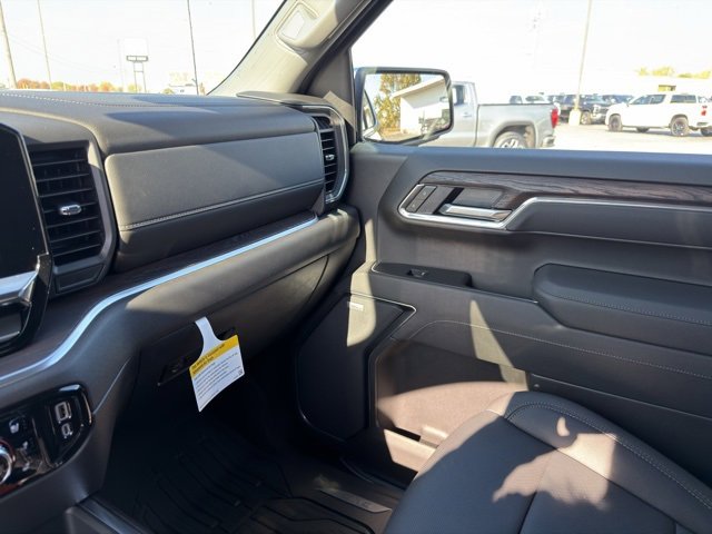 New 2026 GMC Sierra 1500 SLT w/ SLT Premium Plus Package image 30