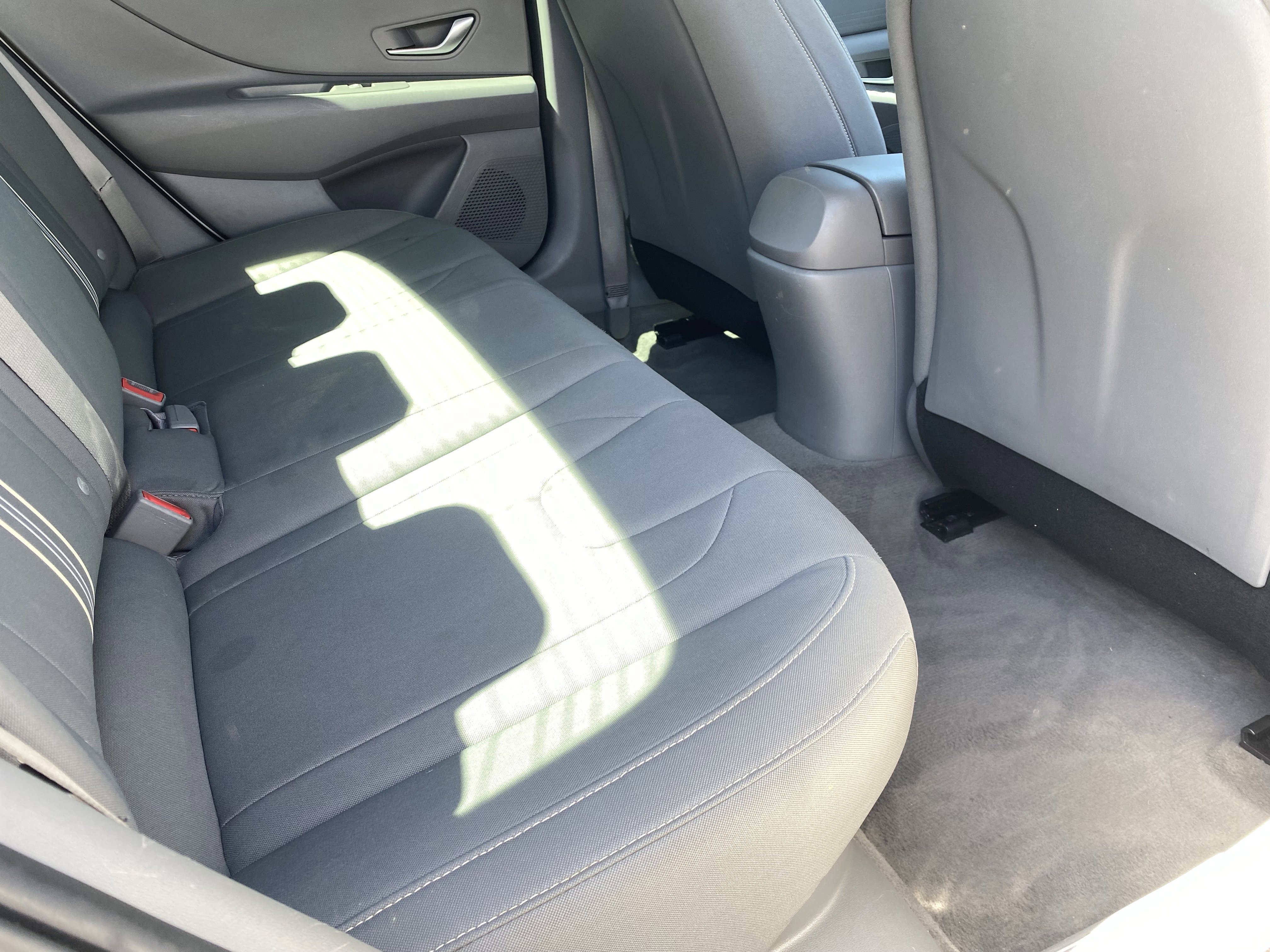 Used 2022 Hyundai Elantra Blue w/ Cargo Package FWD image 13