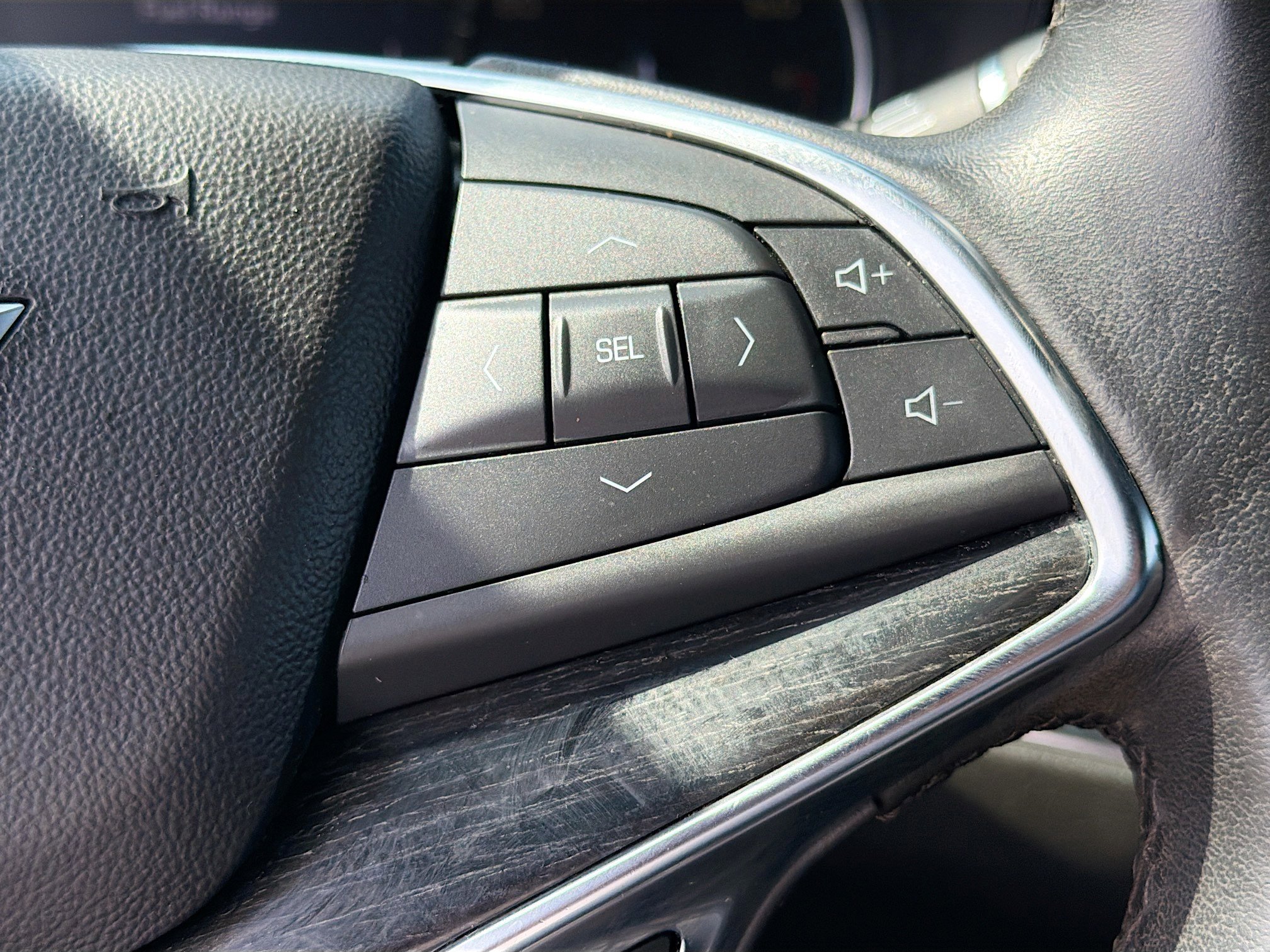 Used 2022 Cadillac XT5 Premium Luxury image 16