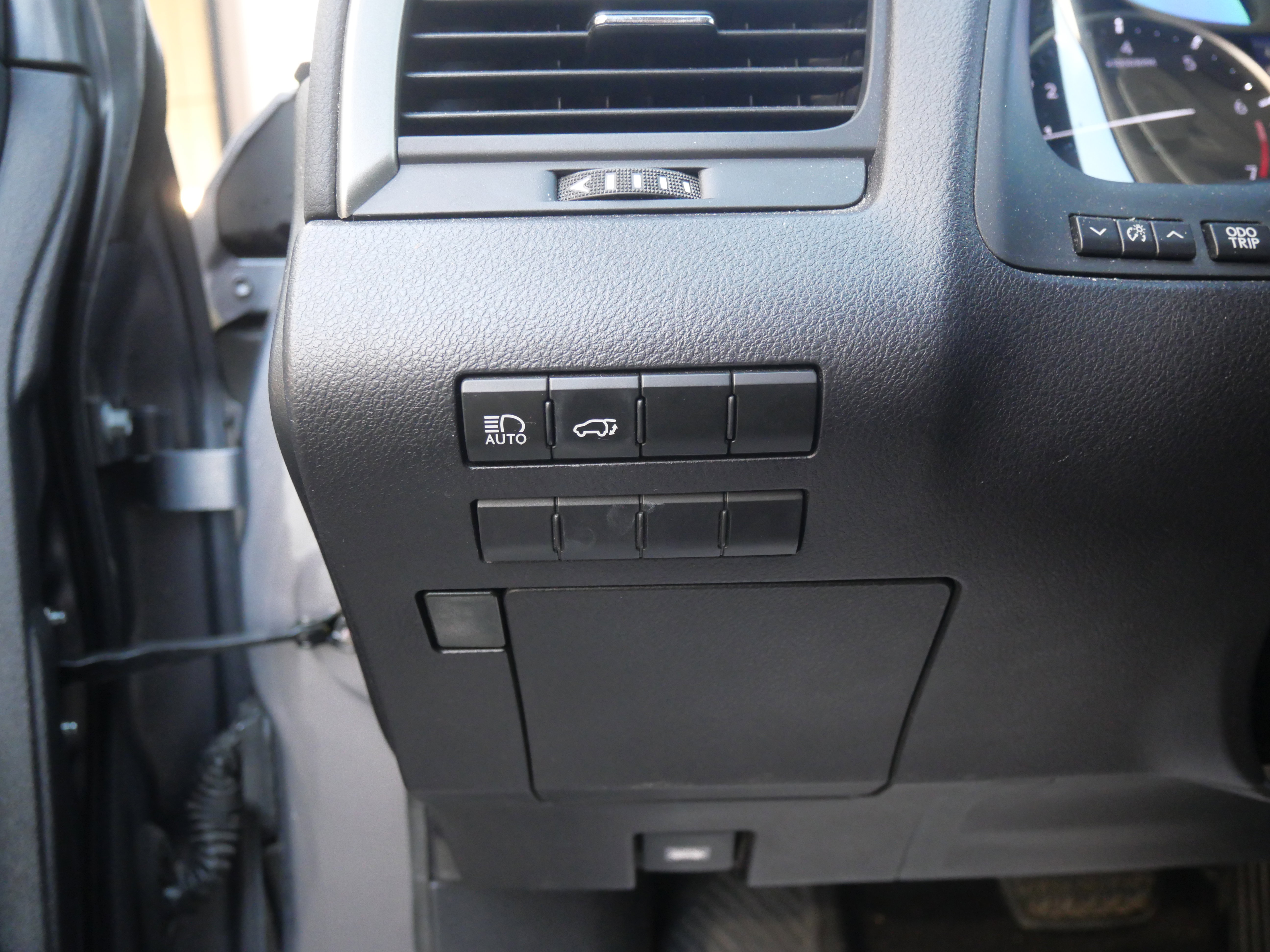 Certified 2022 Lexus RX 350 FWD w/ Premium Package image 11