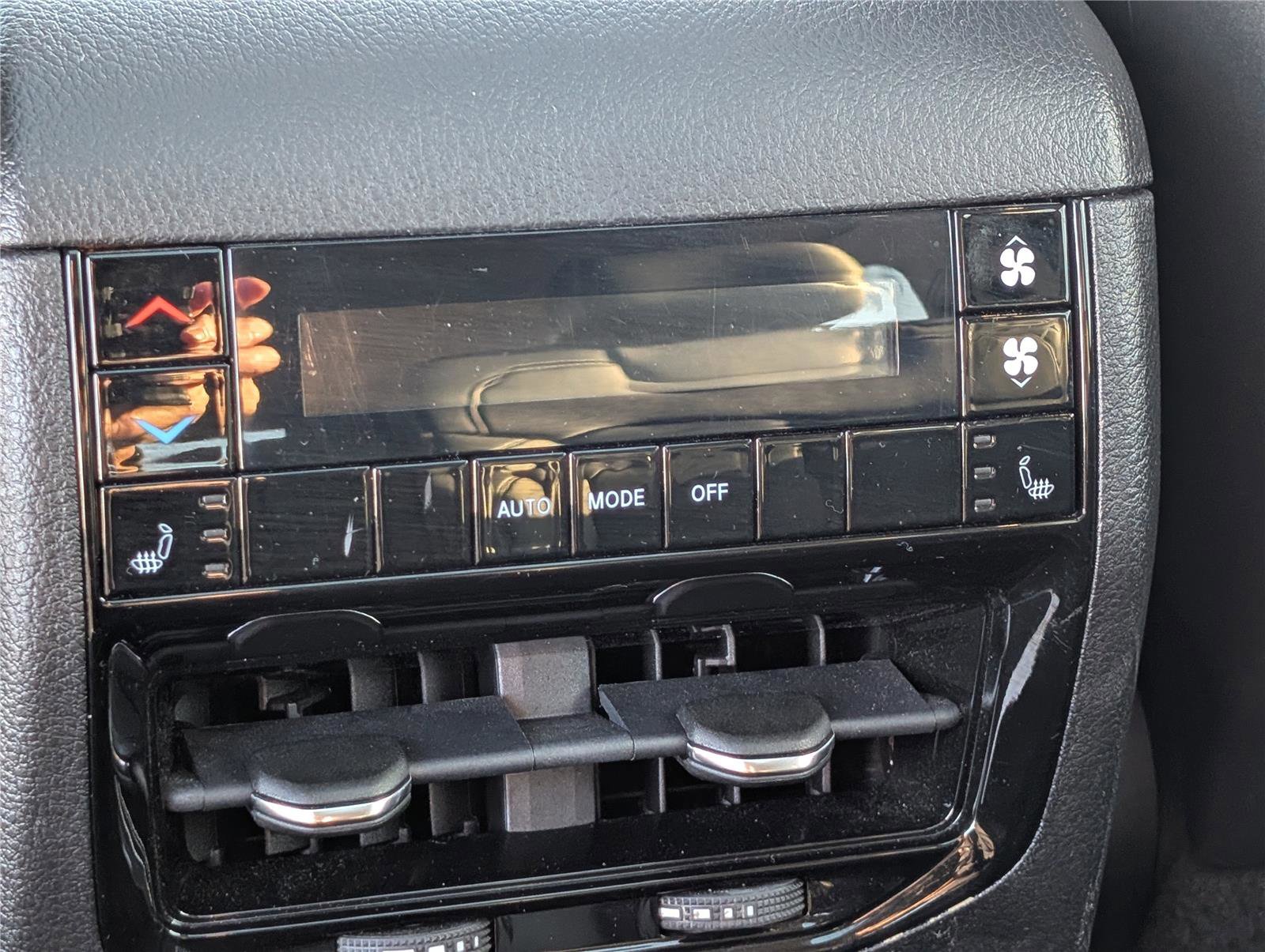 Used 2022 Jeep Grand Cherokee L Limited image 15