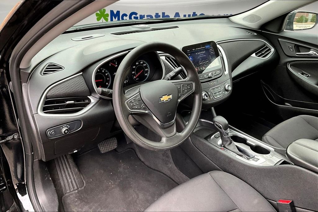 Used 2024 Chevrolet Malibu LT image 15