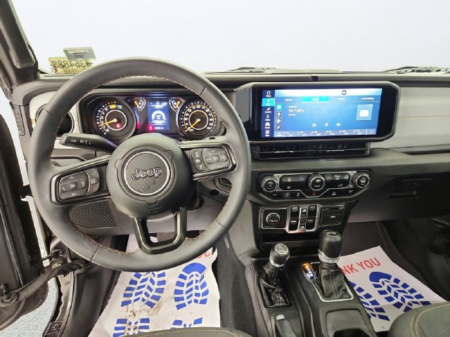 Used 2024 Jeep Wrangler Unlimited Sport AWD/4WD image 14