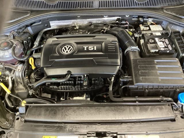 Certified 2024 Volkswagen Jetta GLI 40th Anniversary Edition image 9