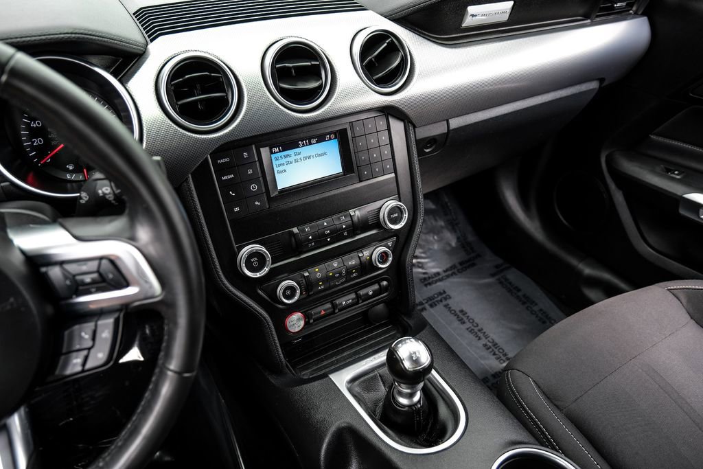 Used 2022 Ford Mustang GT RWD image 20