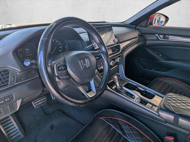 Used 2018 Honda Accord Sport image 9