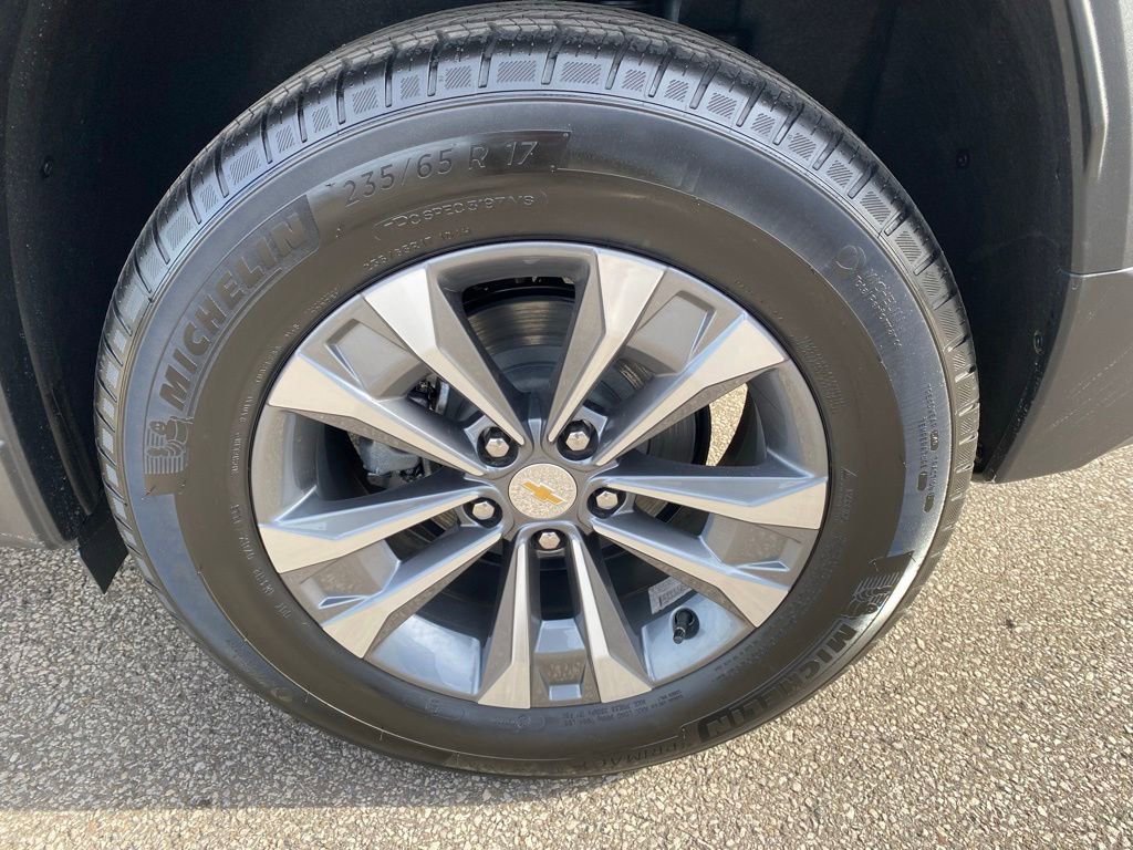 New 2026 Chevrolet Equinox LT AWD/4WD image 35